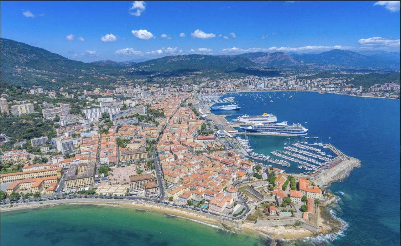 Toit Terrasse Centre Historique Apartman Ajaccio  Kültér fotó